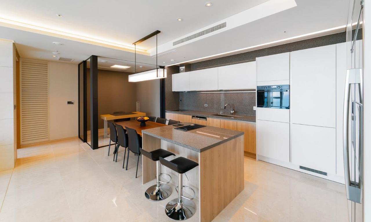 Grand Lct Residence Busan Exterior foto