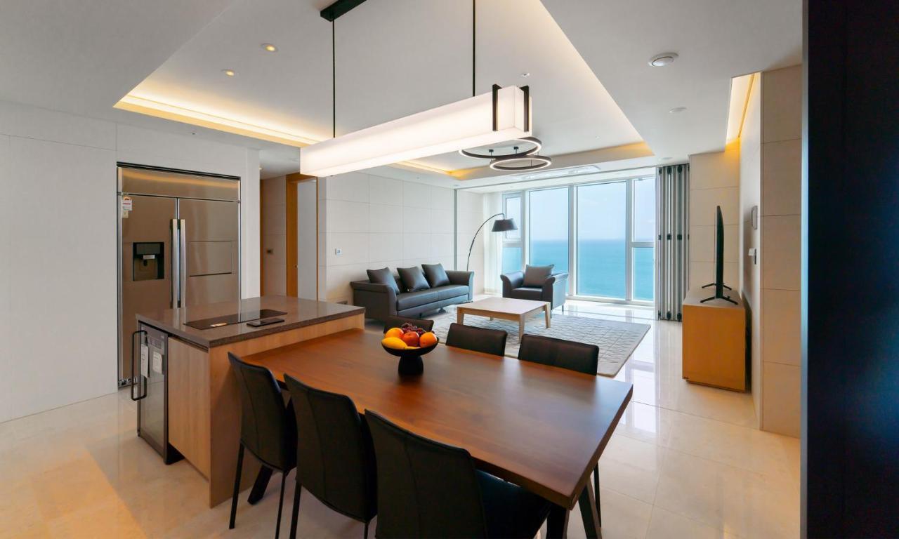 Grand Lct Residence Busan Exterior foto