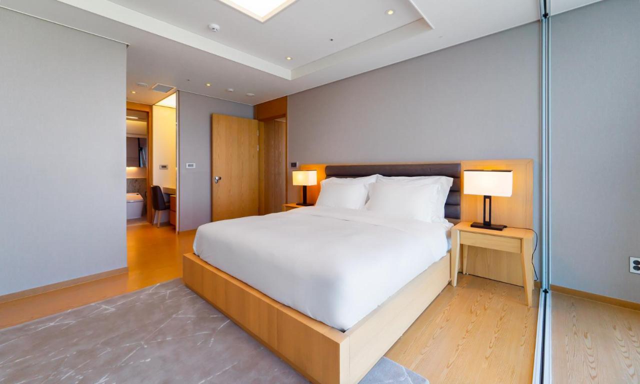 Grand Lct Residence Busan Exterior foto